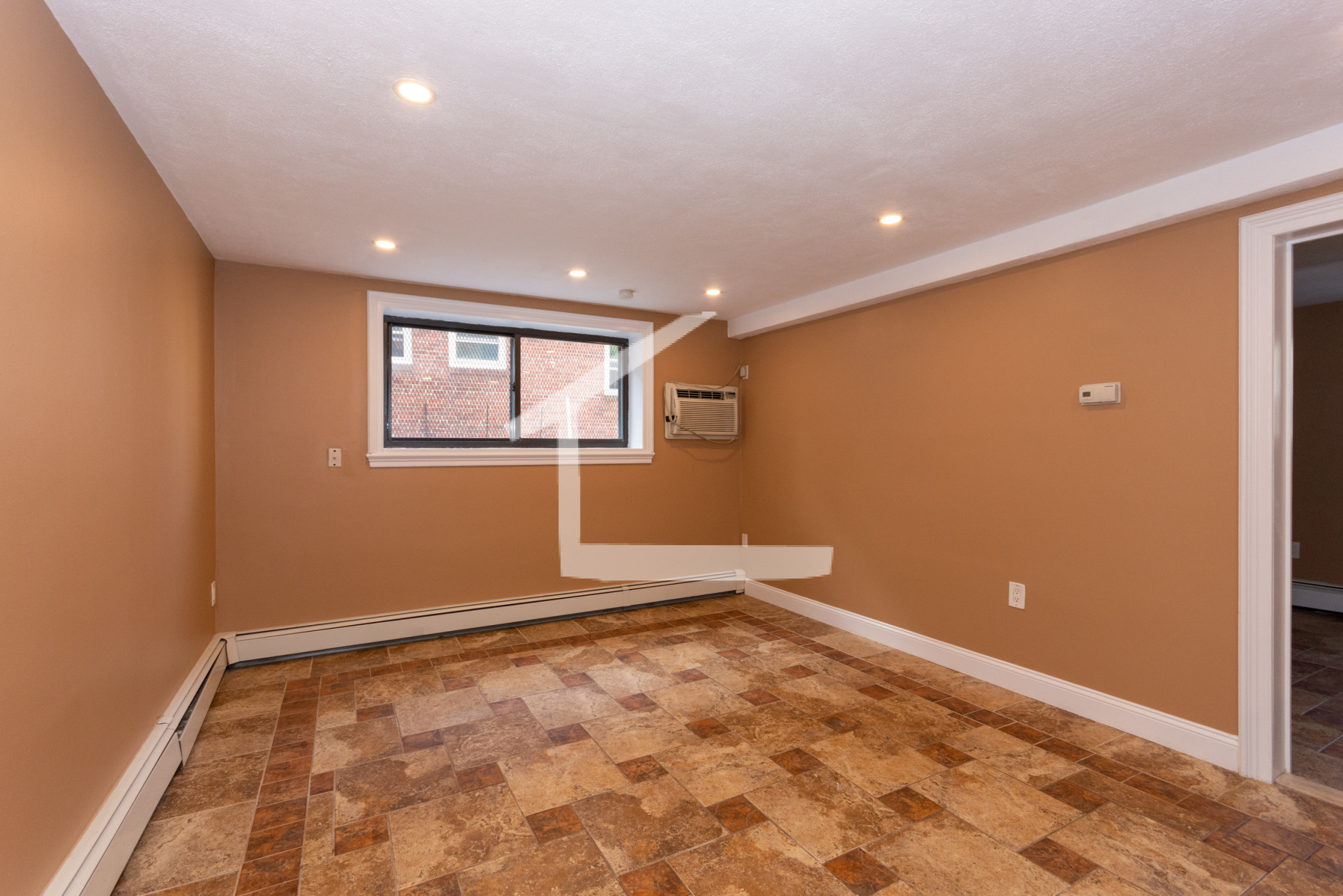 1 bed, 1 bath apartment for rent at 47 Gardner St Unit 2, Allston — photo 4 of 7