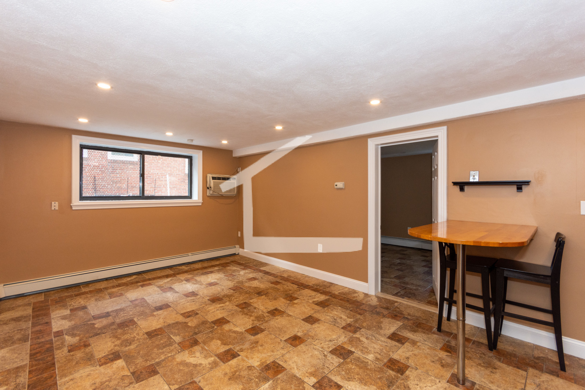1 bed, 1 bath apartment for rent at 47 Gardner St Unit 2, Allston — photo 3 of 7