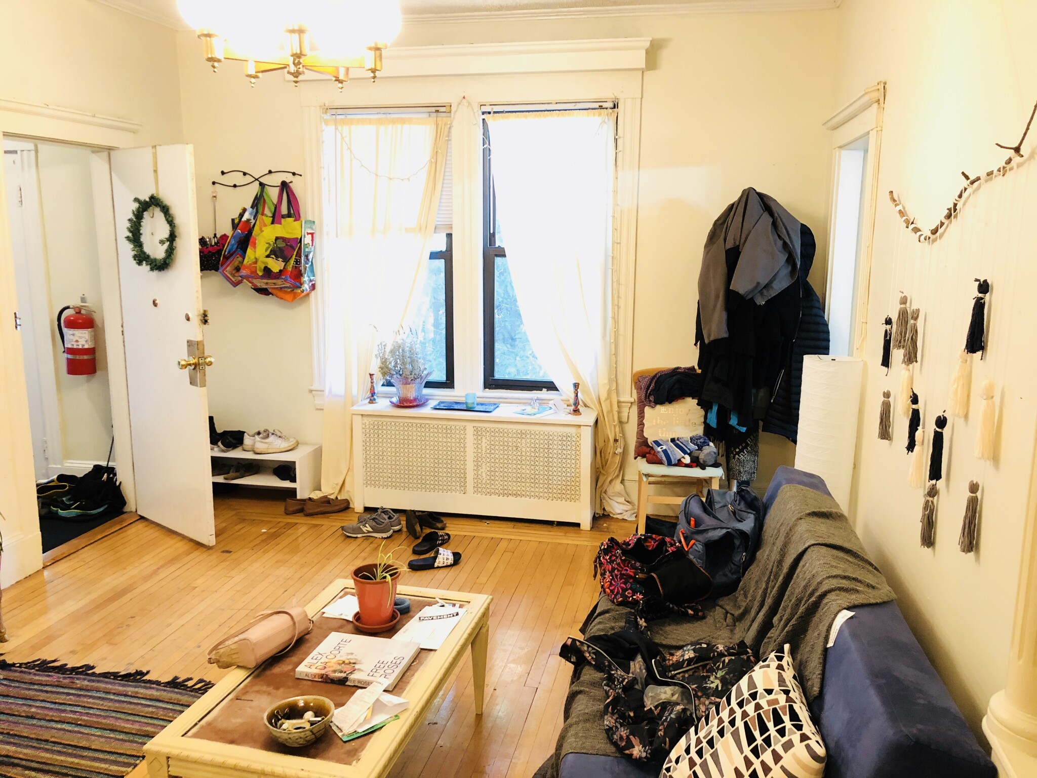 2 bed, 1 bath apartment for rent at 47 Gordon St Unit 6, Brighton — photo 1 of 15