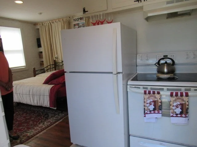 Studio bed, 1 bath apartment for rent at 47 Granite St Unit L, Rockport — photo 6 of 16