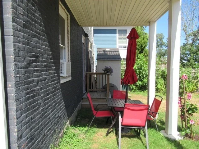 Studio bed, 1 bath apartment for rent at 47 Granite St Unit L, Rockport — photo 10 of 16