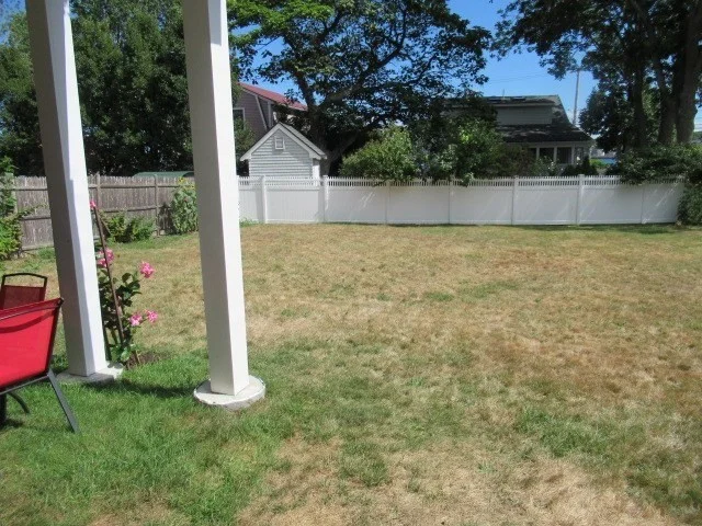 Studio bed, 1 bath apartment for rent at 47 Granite St Unit L, Rockport — photo 11 of 16