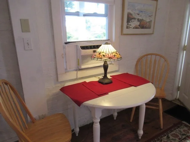 Studio bed, 1 bath apartment for rent at 47 Granite St Unit L, Rockport — photo 5 of 16