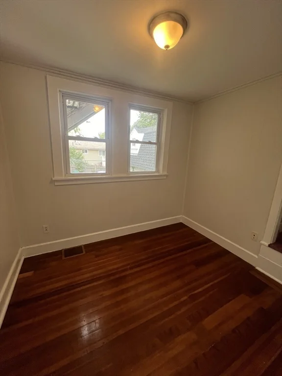 2 bed, 1 bath apartment for rent at 47 Guinan St Unit 47, The Highlands — photo 12 of 16