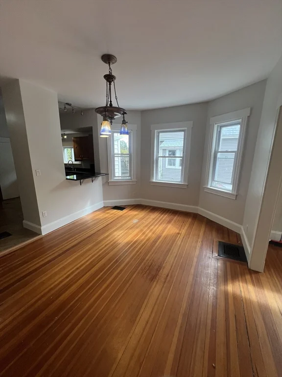 2 bed, 1 bath apartment for rent at 47 Guinan St Unit 47, The Highlands — photo 7 of 16