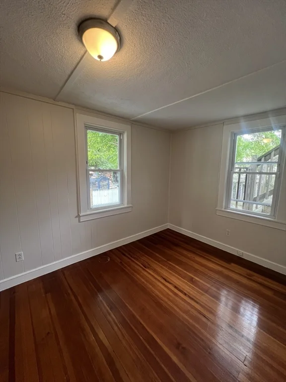 2 bed, 1 bath apartment for rent at 47 Guinan St Unit 47, The Highlands — photo 11 of 16