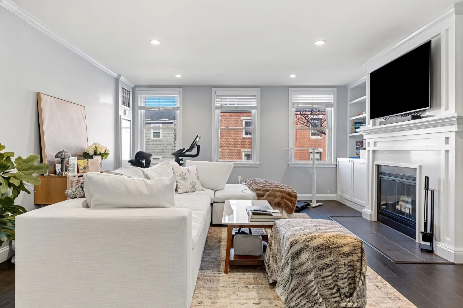 1 bed, 1 bath apartment for rent at 47 Harvard St Unit A110, Charlestown — photo 2 of 27