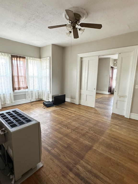 3 bed, 1 bath apartment for rent at 47 Hathaway St Unit 2, Fall River — photo 13 of 20