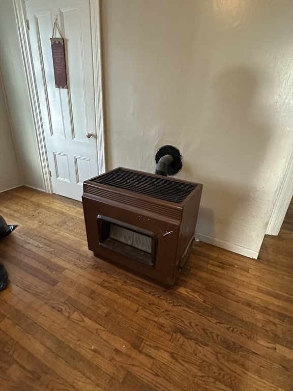 3 bed, 1 bath apartment for rent at 47 Hathaway St Unit 2, Fall River — photo 3 of 20