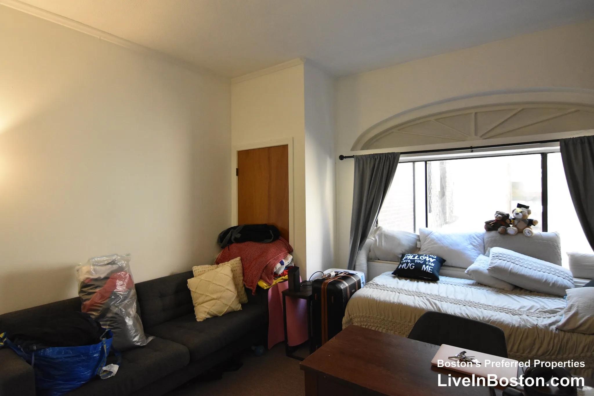 Studio bed, 1 bath apartment for rent at 47 Hemenway St Unit 4, Fenway — photo 2 of 8