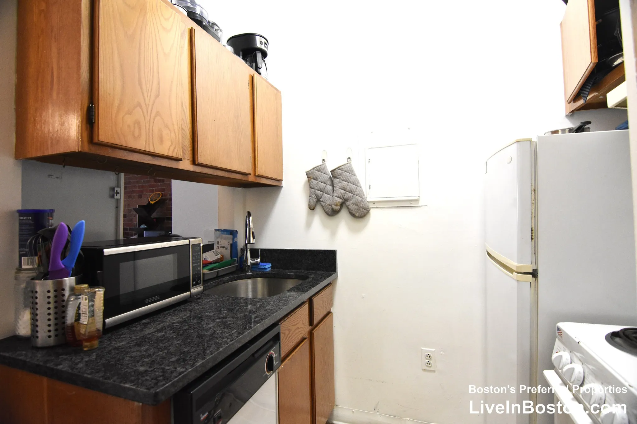 Studio bed, 1 bath apartment for rent at 47 Hemenway St Unit 4, Fenway — photo 6 of 8