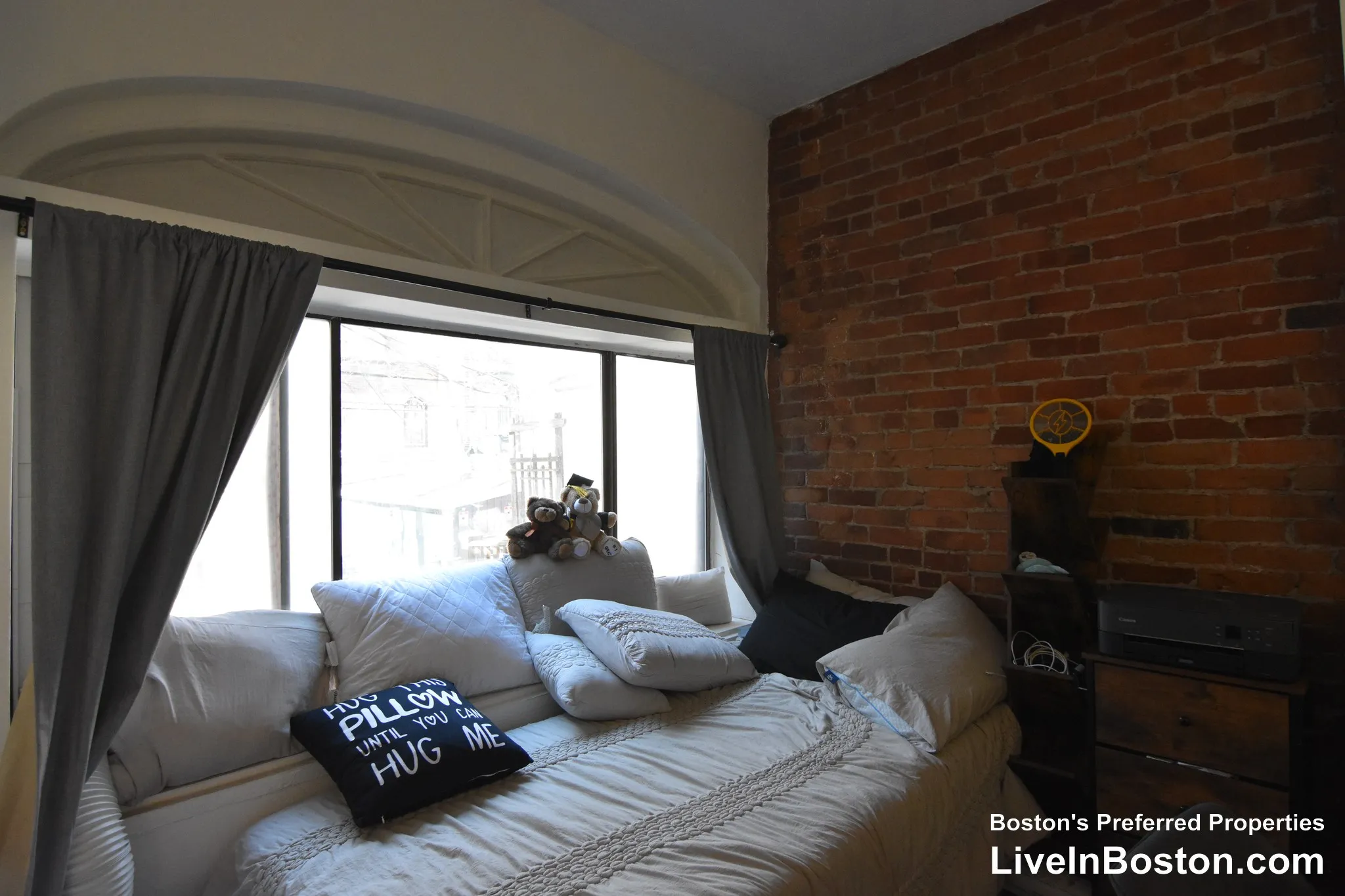 Studio bed, 1 bath apartment for rent at 47 Hemenway St Unit 4, Fenway — photo 3 of 8