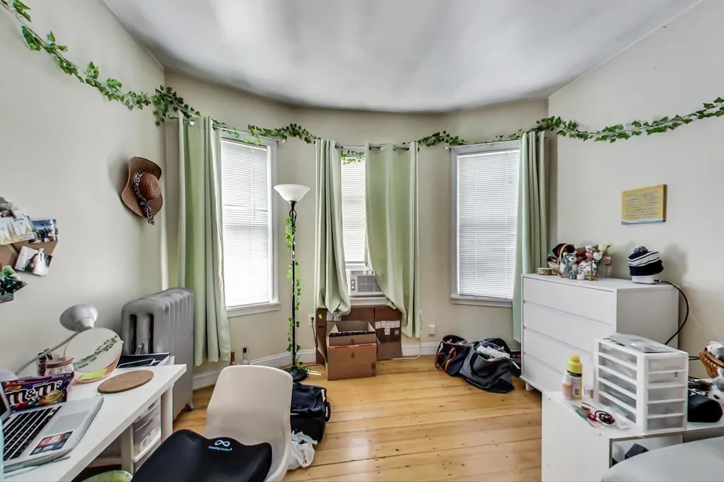3 bed, 1 bath apartment for rent at 47 Hillside St Unit 1, Mission Hill — photo 20 of 36