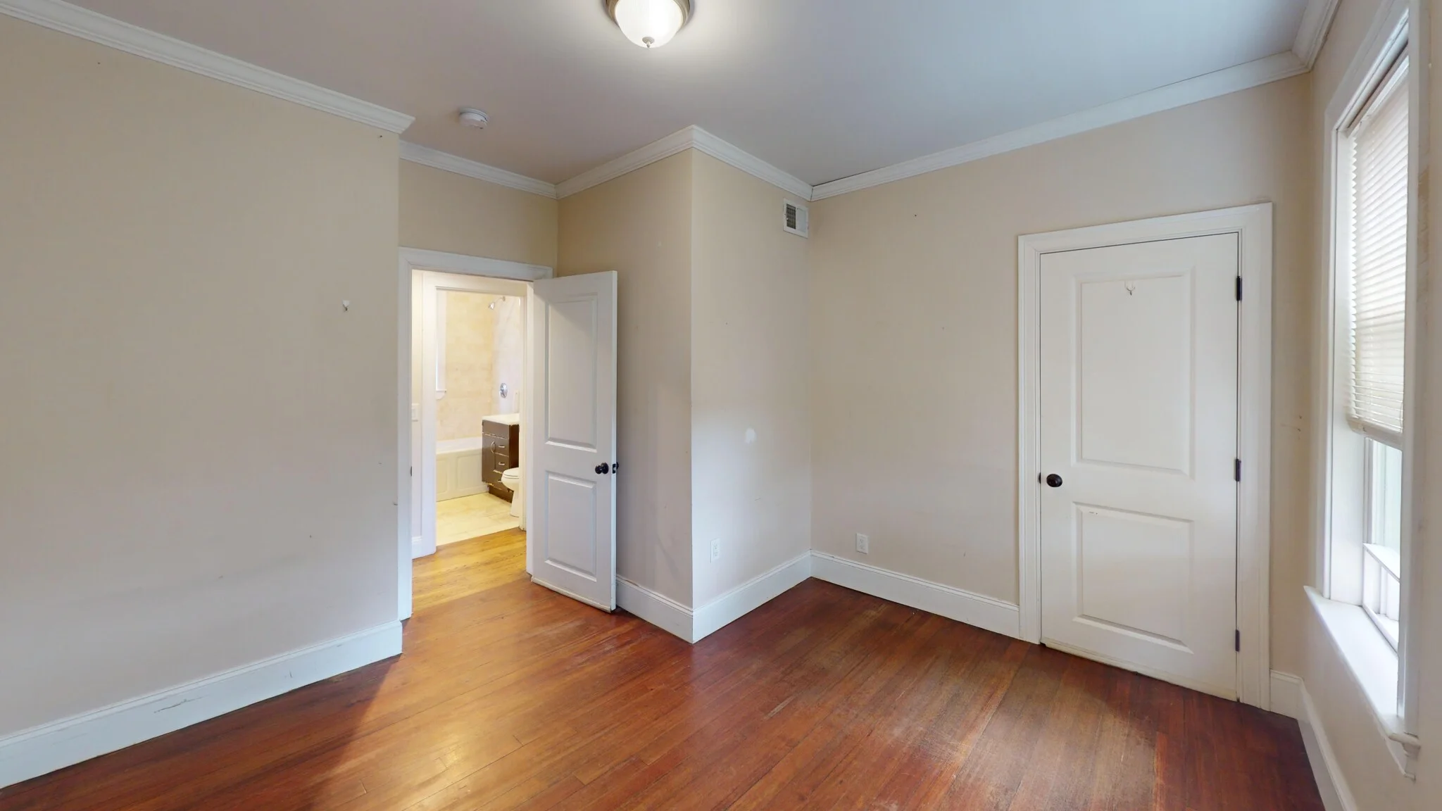 3 bed, 2 bath apartment for rent at 47 Iffley St Unit 2, Jamaica Plain — photo 5 of 13