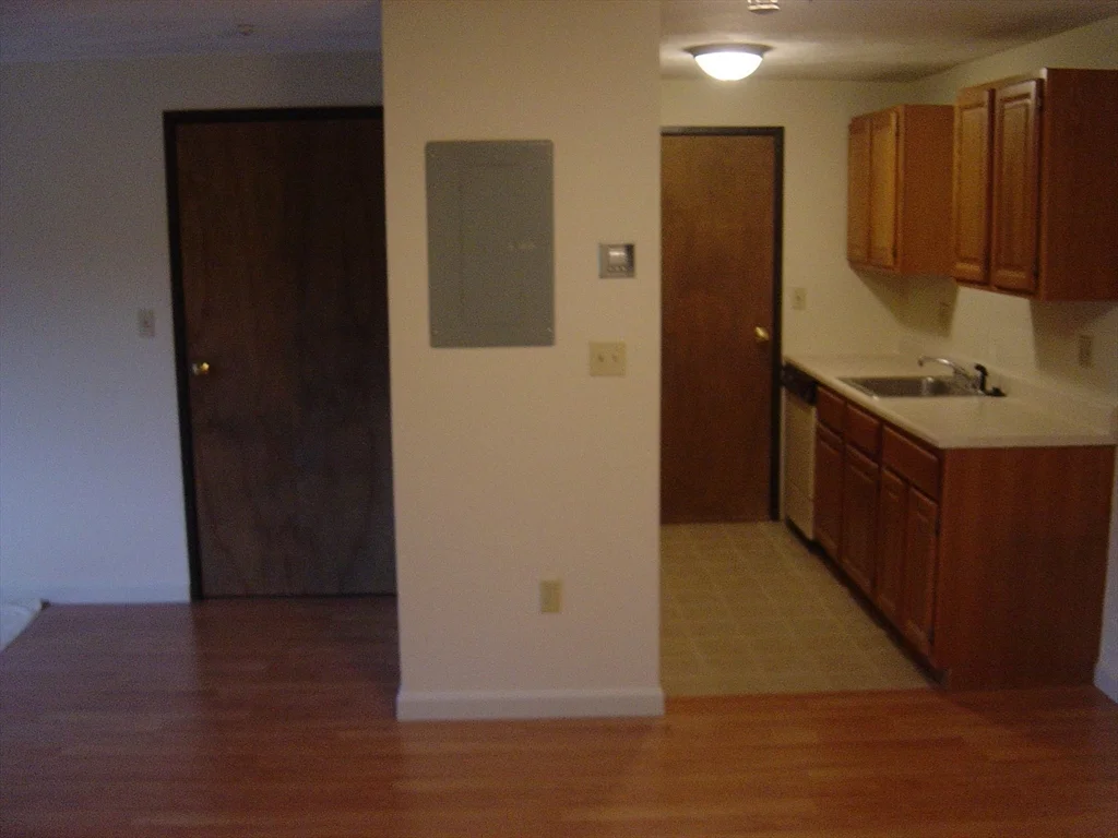 1 bed, 1 bath apartment for rent at 47 Juniper Rd Unit F-2, North Attleboro — photo 3 of 6