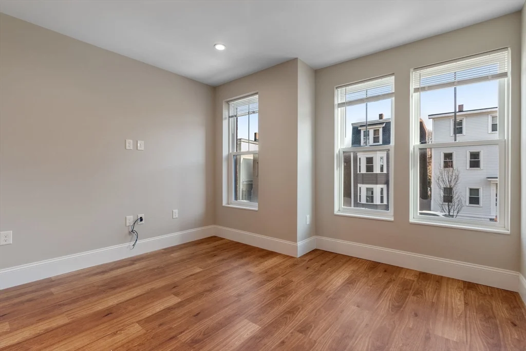 2 bed, 2 bath apartment for rent at 47 L Unit 1, South Boston — photo 15 of 27