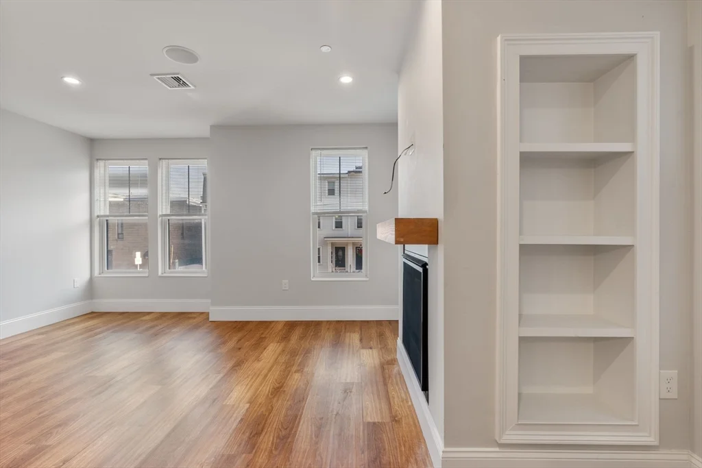 2 bed, 2 bath apartment for rent at 47 L Unit 1, South Boston — photo 11 of 27