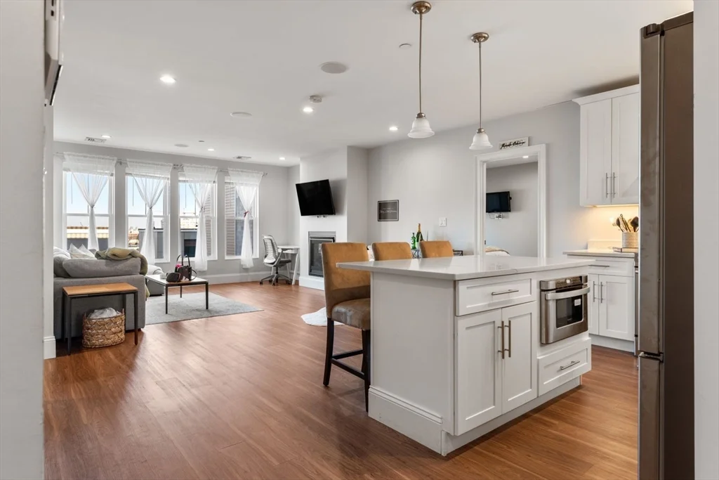 2 bed, 2 bath apartment for rent at 47 L Unit 27, South Boston — photo 3 of 29