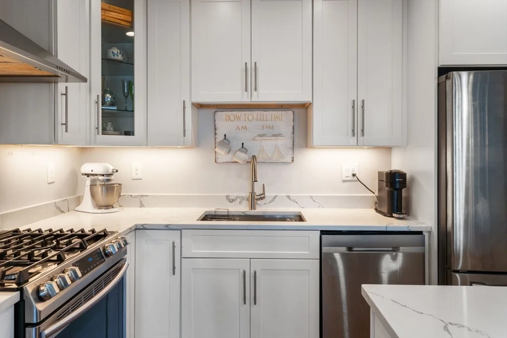 2 bed, 2 bath apartment for rent at 47 L Unit 27, South Boston — photo 9 of 29