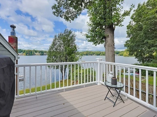 3 bed, 2 bath apartment for rent at 47 Lakeshore Dr, Bellingham — photo 14 of 42