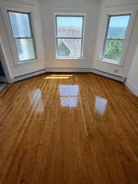 3 bed, 1 bath apartment for rent at 47 Longwood Ave Unit 2, Fitchburg — photo 2 of 8
