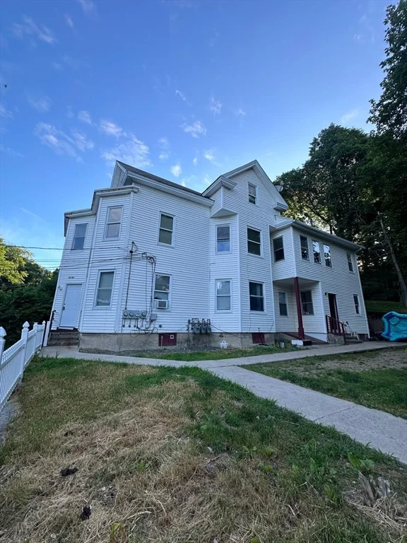 2 bed, 1 bath apartment for rent at 47 Longwood Ave Unit 3, Fitchburg — photo 1 of 9