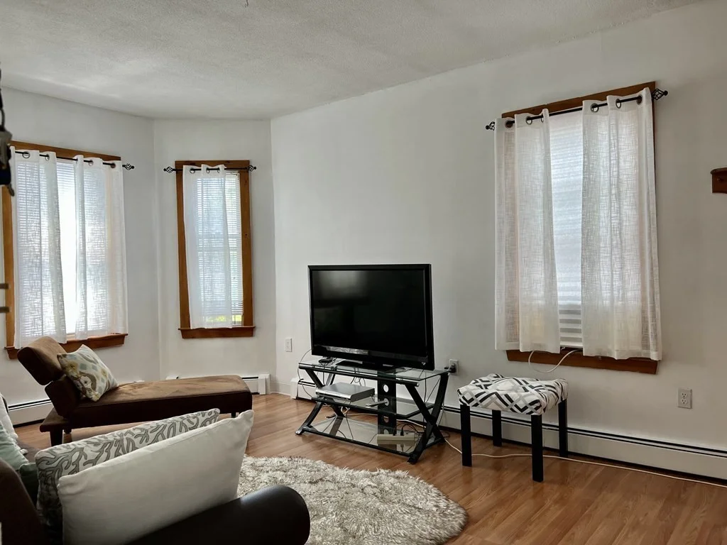 2 bed, 1 bath apartment for rent at 47 Lopez St Unit 5, Cambridgeport — photo 3 of 16