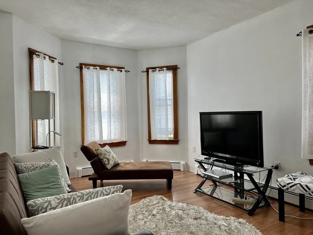2 bed, 1 bath apartment for rent at 47 Lopez St Unit 5, Cambridgeport — photo 2 of 16