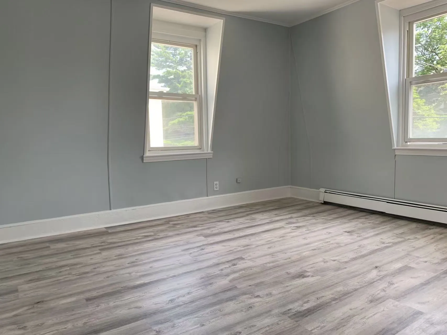 4 bed, 2 bath apartment for rent at 47 Madison St Unit 47, Malden — photo 2 of 4