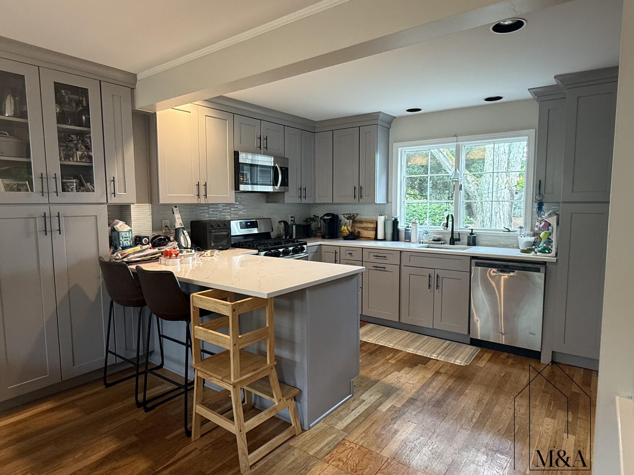 3 bed, 2.5 bath apartment for rent at 47 Maplewood Ave Unit SF, Thompsonville — photo 1 of 12
