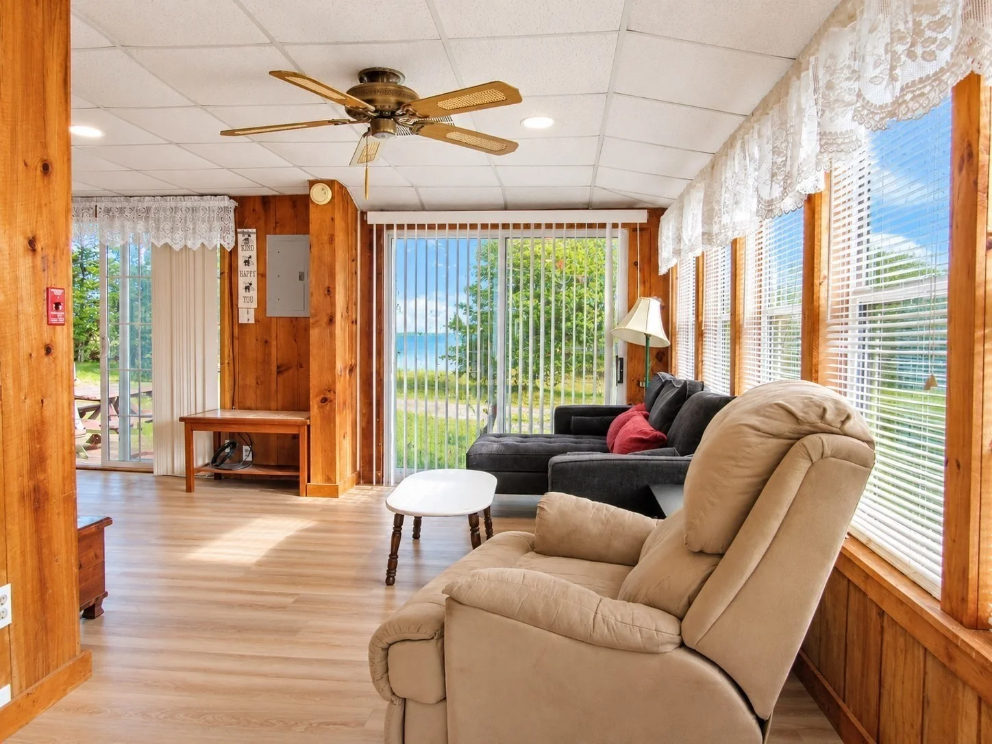 2 bed, 1 bath apartment for rent at 47 Marine Ave, West Wareham — photo 5 of 16