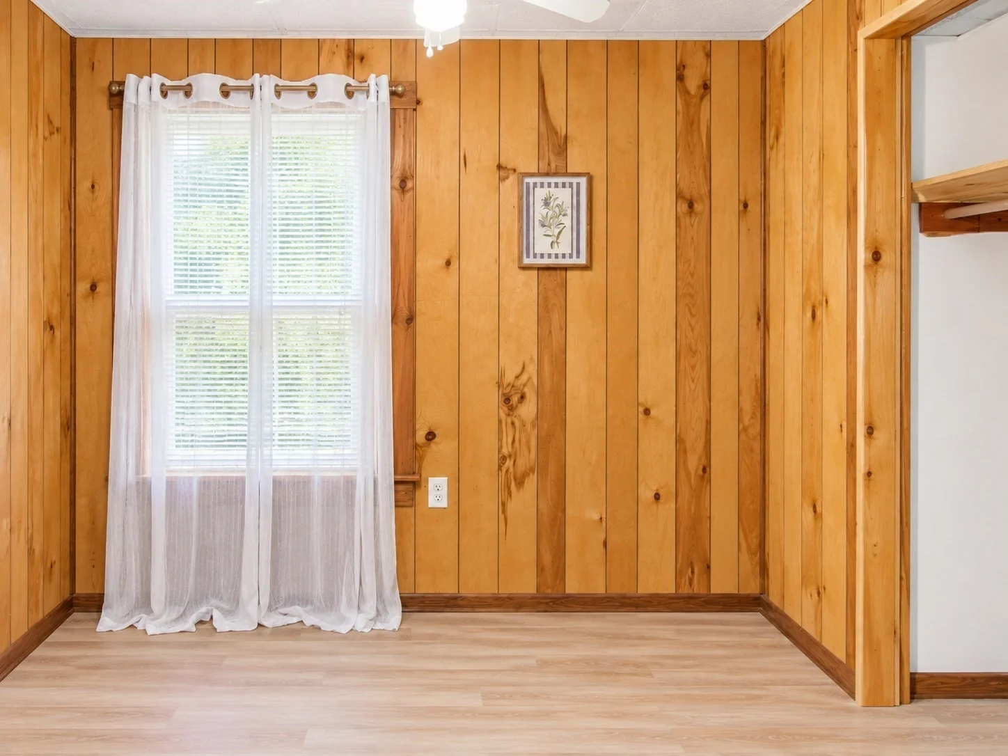 2 bed, 1 bath apartment for rent at 47 Marine Ave, West Wareham — photo 11 of 16