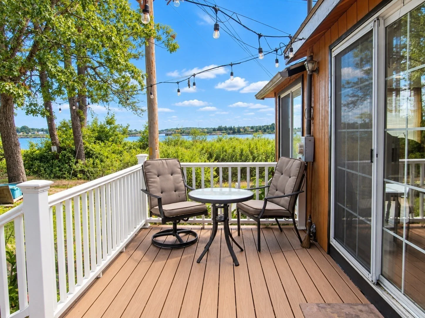 2 bed, 1 bath apartment for rent at 47 Marine Ave, West Wareham — photo 3 of 16