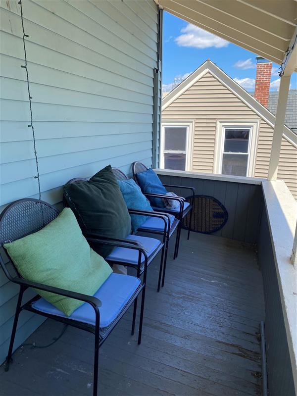 5 bed, 2 bath apartment for rent at 47 Mason St Unit 2, Tufts — photo 15 of 15