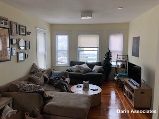 5 bed, 2 bath apartment for rent at 47 Mason St Unit 2a, Tufts — photo 17 of 26