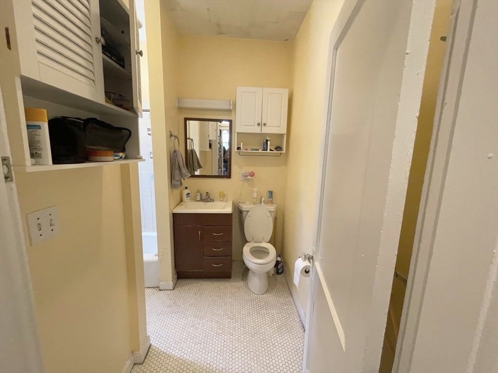 2 bed, 1 bath apartment for rent at 47 Mason Ter Unit 5, Corey Hill — photo 7 of 10