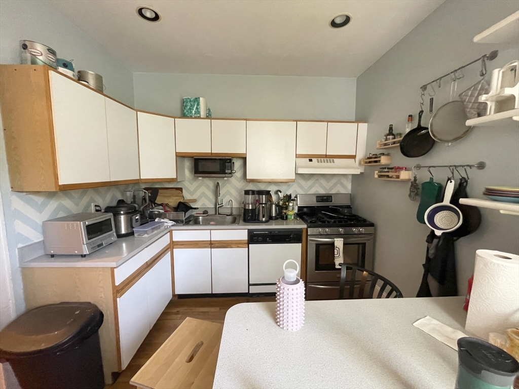 2 bed, 1 bath apartment for rent at 47 Mason Ter Unit 5, Corey Hill — photo 1 of 10
