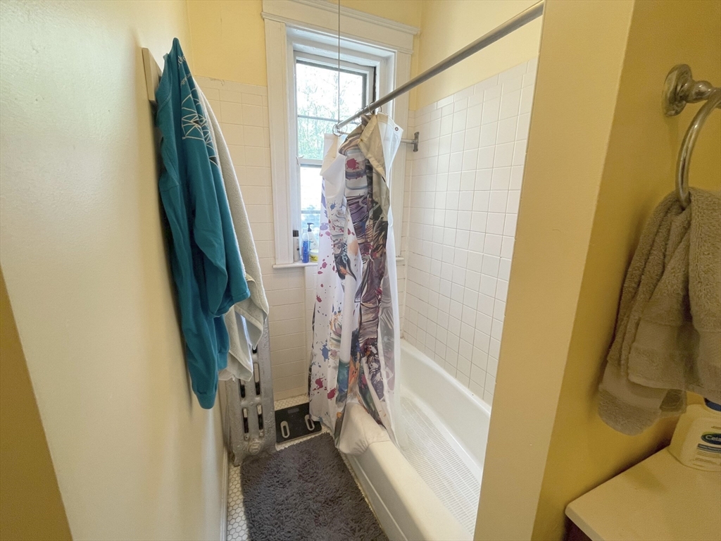 2 bed, 1 bath apartment for rent at 47 Mason Ter Unit 5, Corey Hill — photo 5 of 10