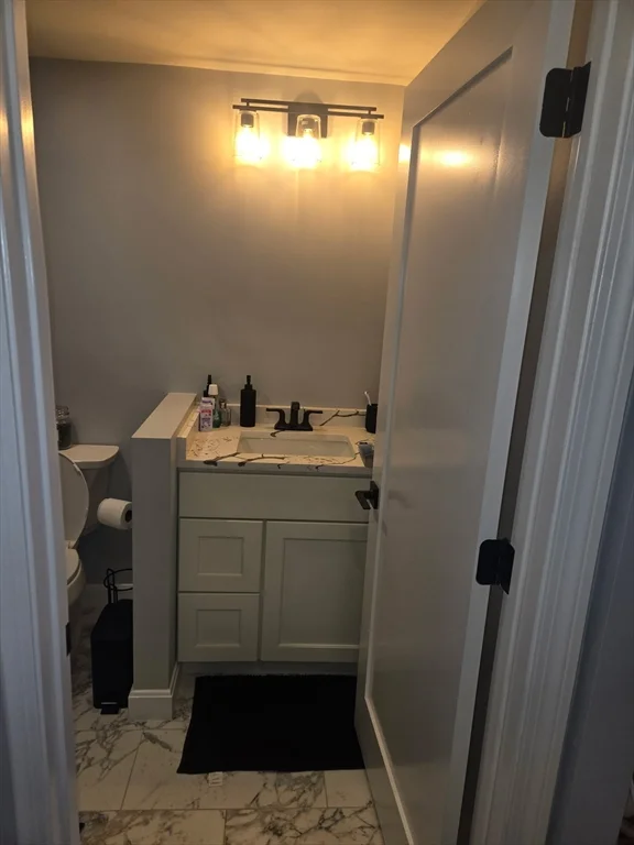 1 bed, 1 bath apartment for rent at 47 Massasoit Unit B, Hull — photo 4 of 12