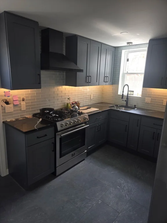 1 bed, 1 bath apartment for rent at 47 Massasoit Unit B, Hull — photo 8 of 12