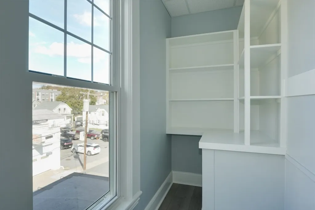 2 bed, 1 bath apartment for rent at 47 Mechanic St Unit 2, Marlborough — photo 8 of 26