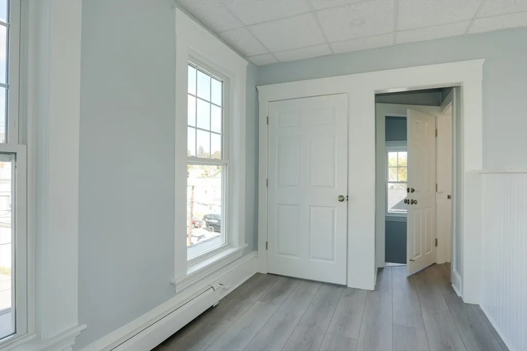 2 bed, 1 bath apartment for rent at 47 Mechanic St Unit 2, Marlborough — photo 11 of 26