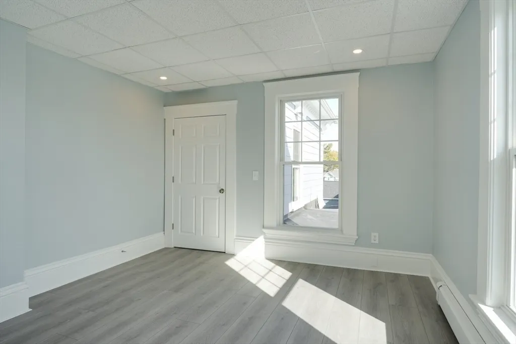 2 bed, 1 bath apartment for rent at 47 Mechanic St Unit 2, Marlborough — photo 15 of 26