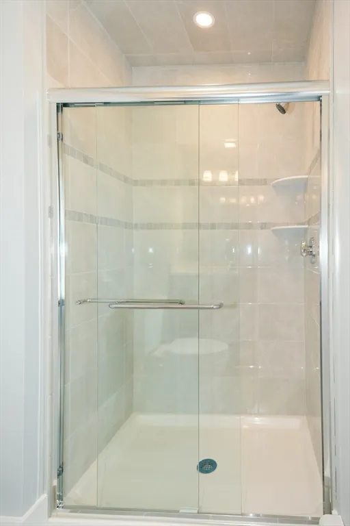 2 bed, 1 bath apartment for rent at 47 Mechanic St Unit 3, Marlborough — photo 12 of 23