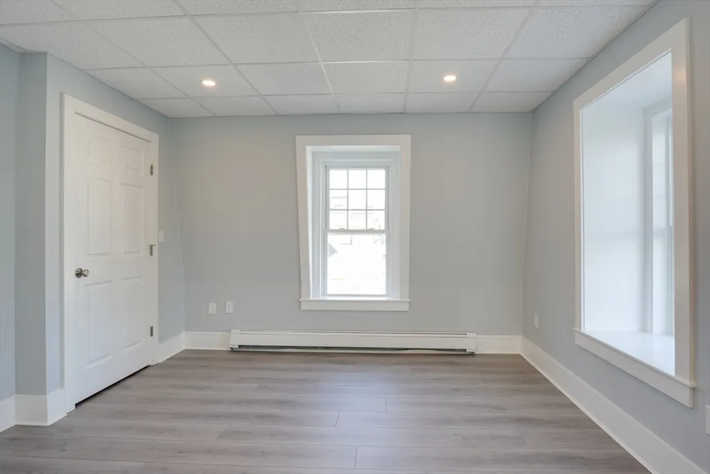 2 bed, 1 bath apartment for rent at 47 Mechanic St Unit 3, Marlborough — photo 5 of 23