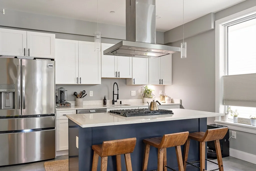 1 bed, 1 bath apartment for rent at 47 Morris St Unit A, East Boston — photo 8 of 17