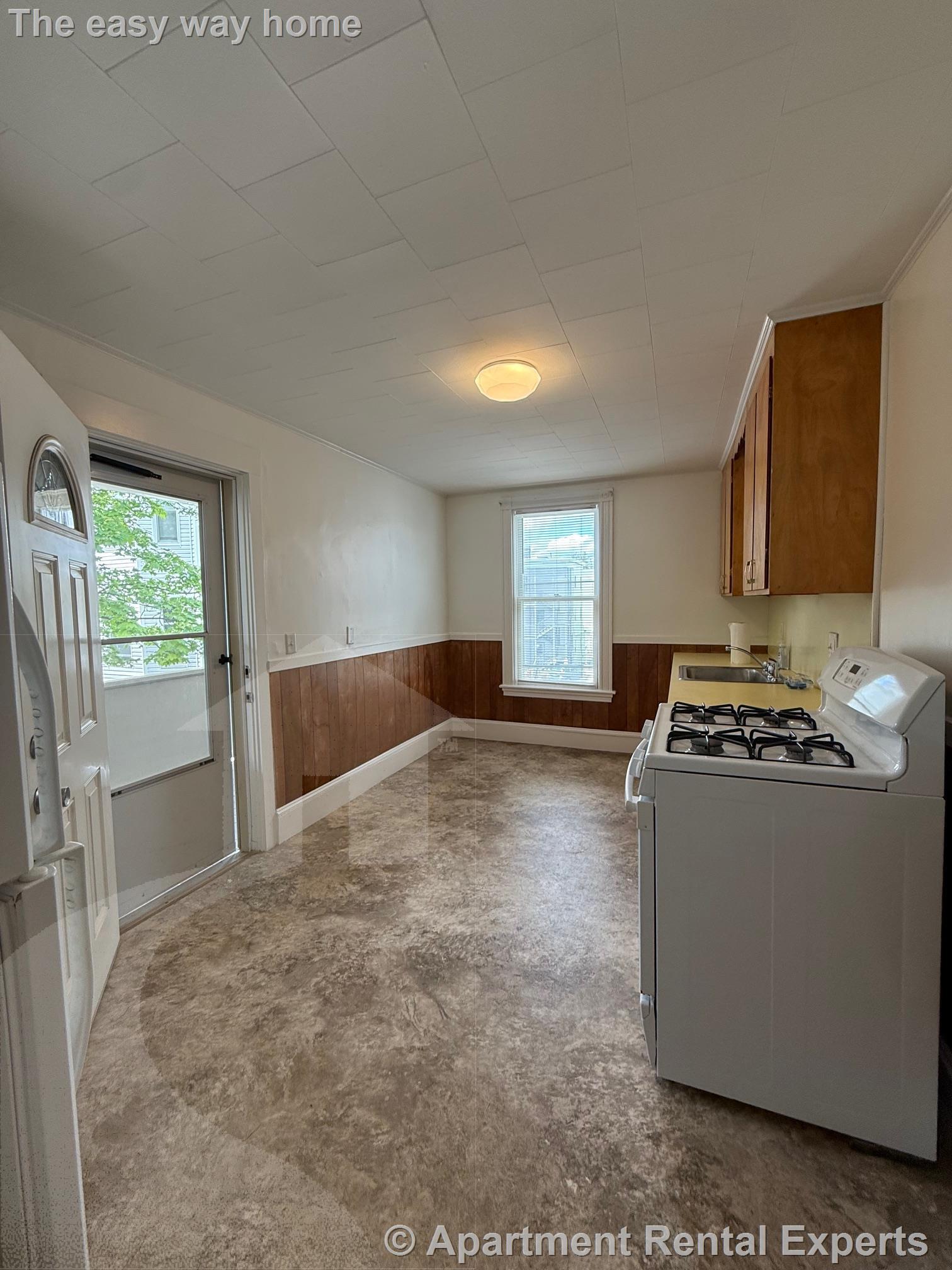 1 bed, 1 bath apartment for rent at 47 Mt Vernon St Unit 2L, Sullivan Square — photo 9 of 14