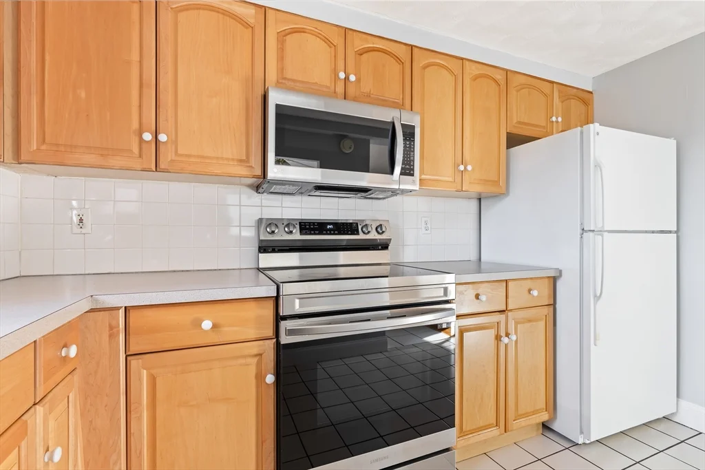 2 bed, 1 bath apartment for rent at 47 Mystic St Unit 1E, Arlington — photo 7 of 16