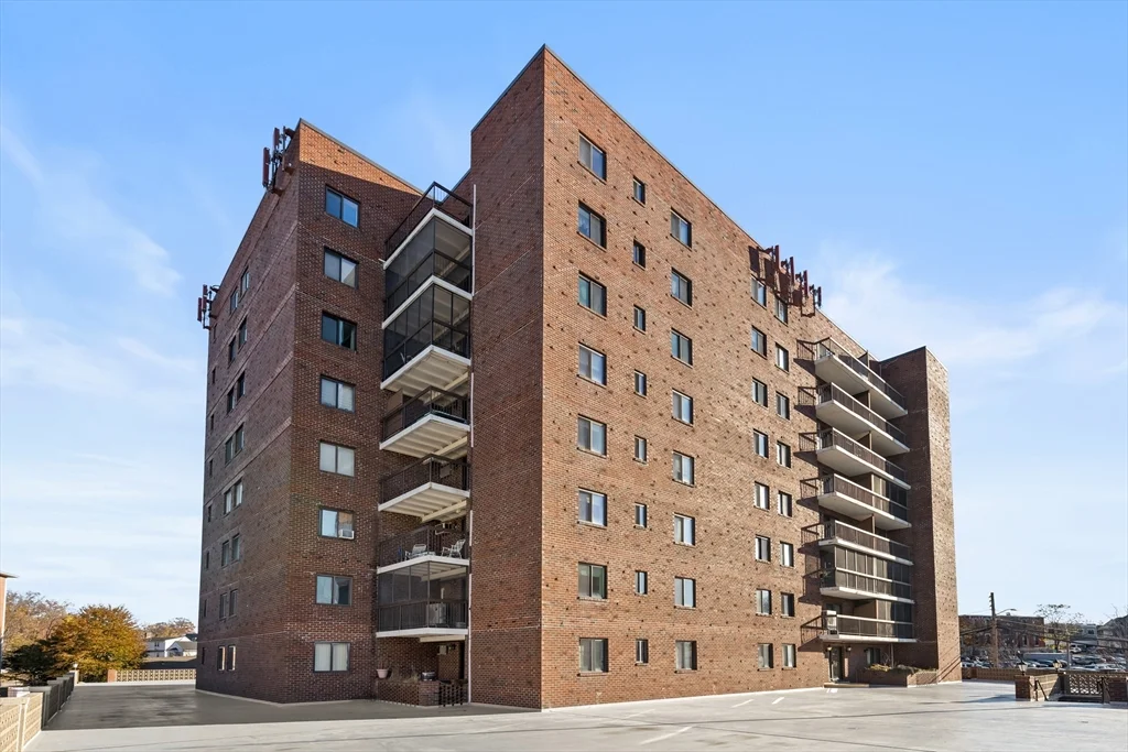 2 bed, 1 bath apartment for rent at 47 Mystic St Unit 1E, Arlington — photo 14 of 16