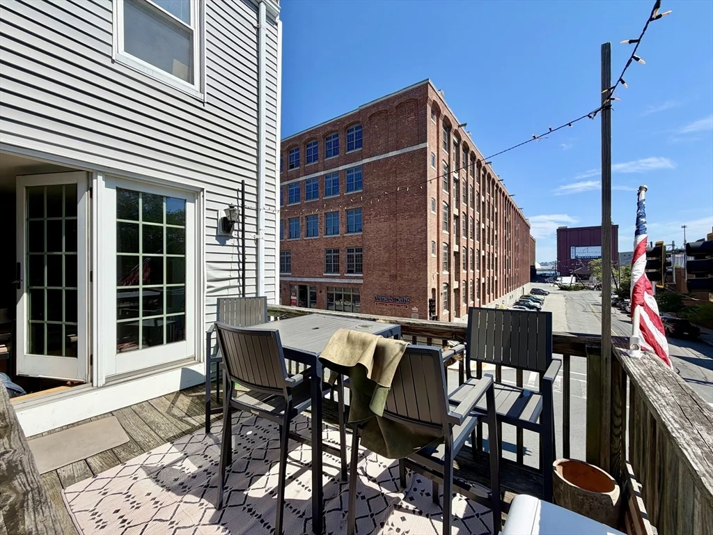 3 bed, 2 bath apartment for rent at 47 Mystic St Unit 2, Charlestown — photo 2 of 9